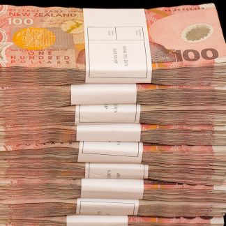 NZD $100 Bills